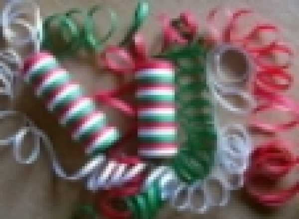 Luftschlangen "grün/weiss/rot", 3er Pack, 4 m (18 Röllchen)
