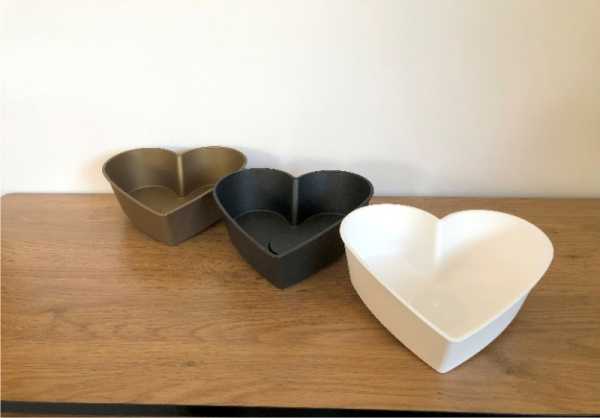 10 x Herz-Pflanzschale Ø 22 cm Höhe 7 cm